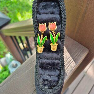 Vintage Avon Tulip Flower Earrings